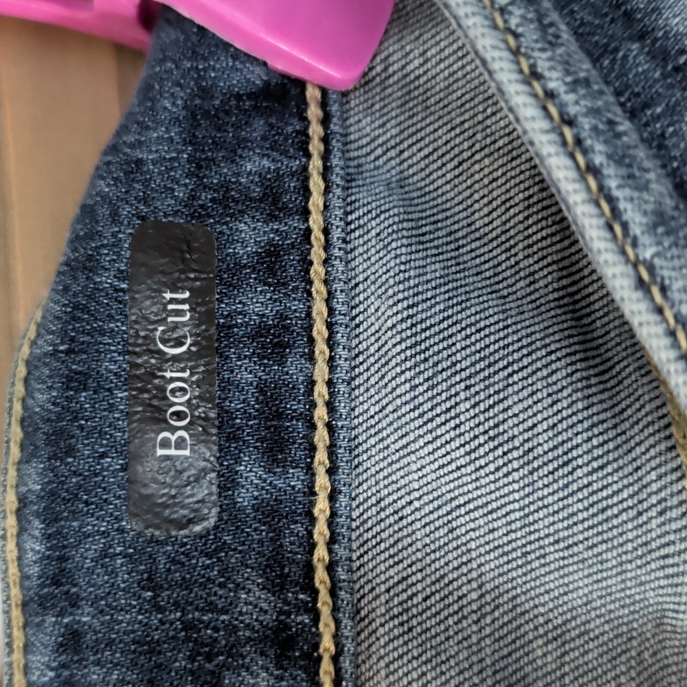 Judy Blue Women's Light Blue Boot Cut Jeans - Picture 4 of 7